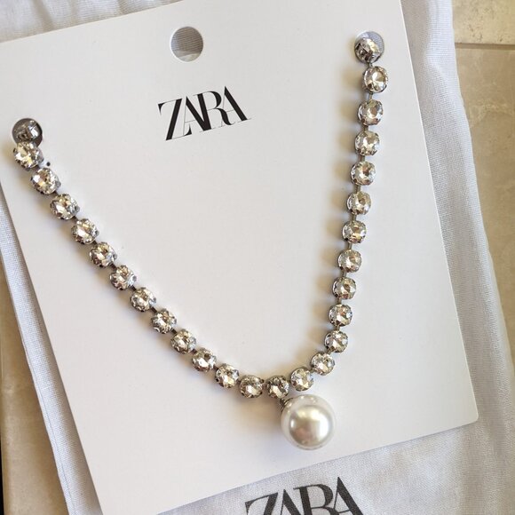 Zara Jewelry - Zara Jewel Pearl Pendant necklace White Silver NWT